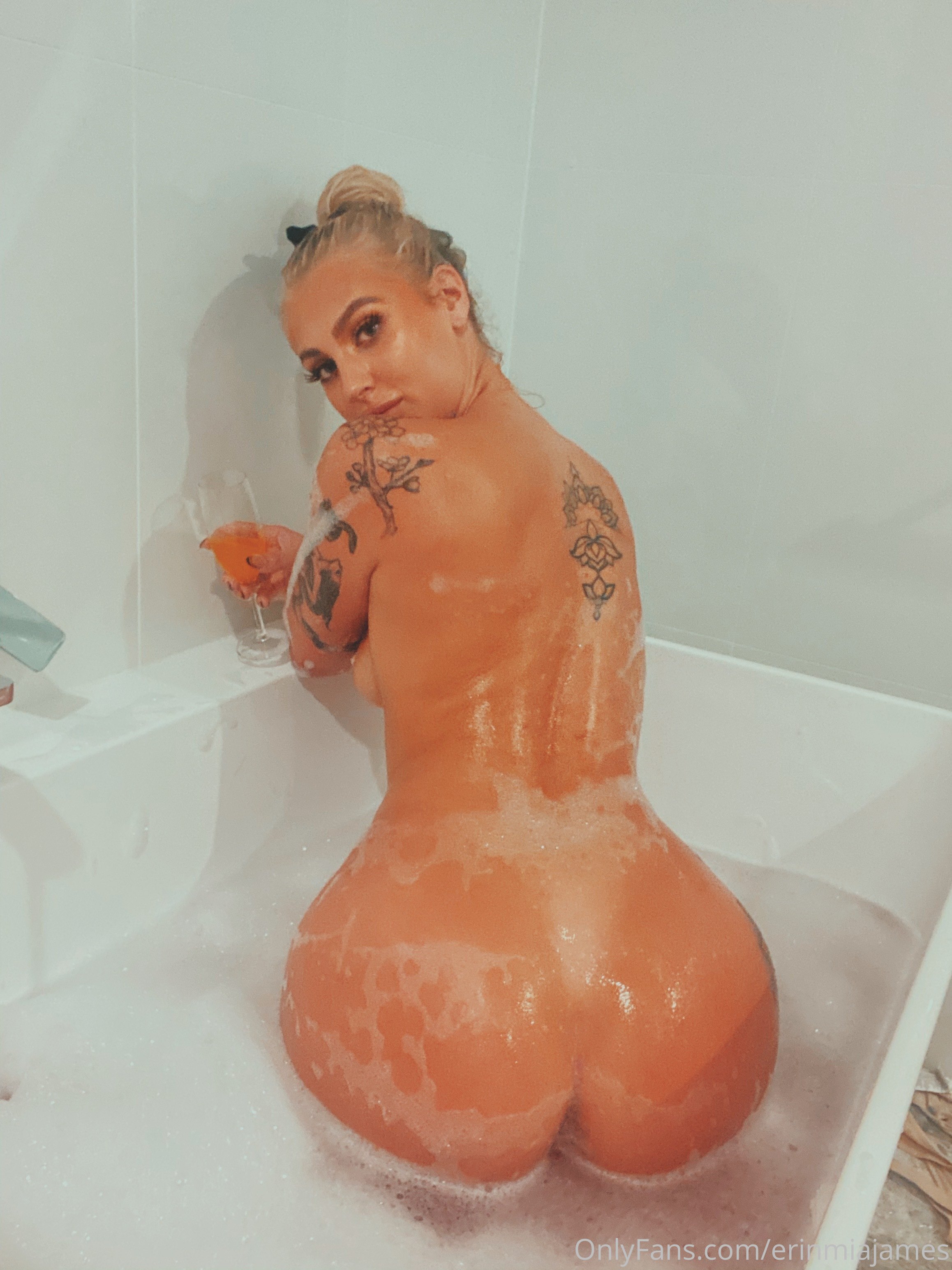 Erin James (@erinmiajames) Onlyfans Leaks Nude
